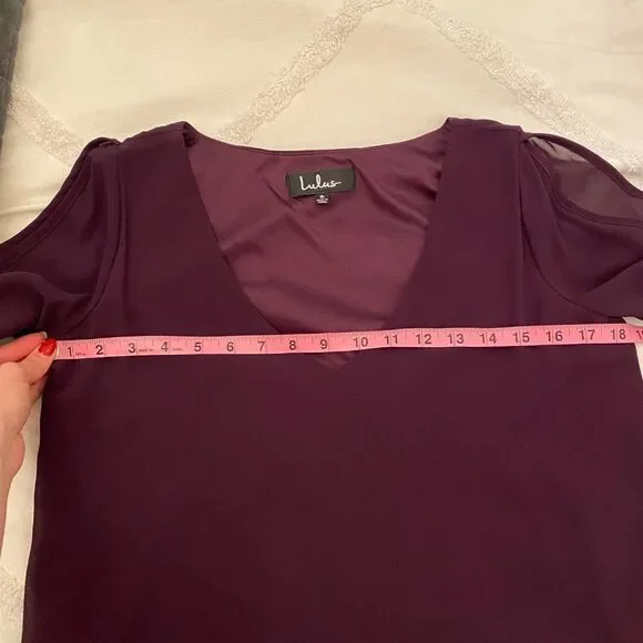 Lulu's Purple Long Sleeve V-Neck Cold Shoulder Shift Dress - Picture 8 of 9